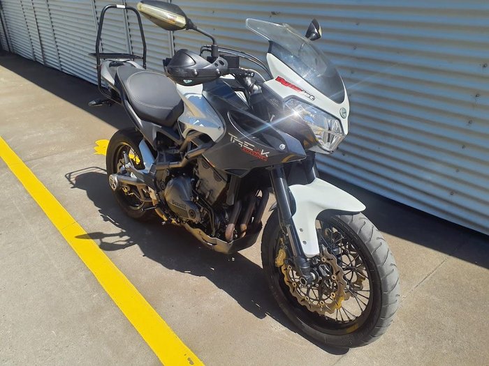 2013 Benelli TREK 1130 TREK White