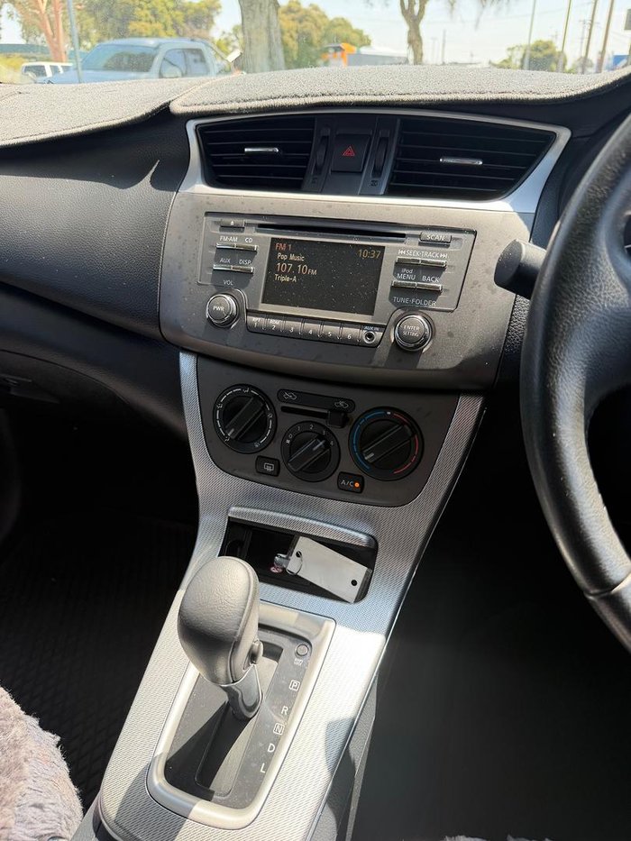 2012 Nissan Pulsar ST-L