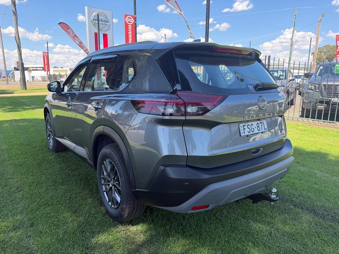 2025 Nissan X-TRAIL ST