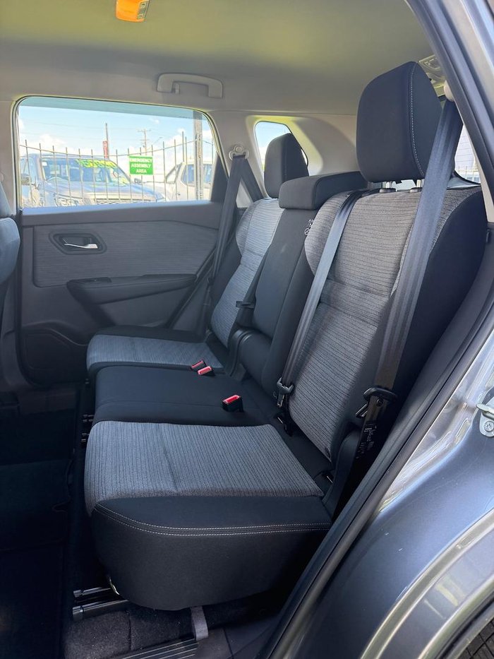 2025 Nissan X-TRAIL ST