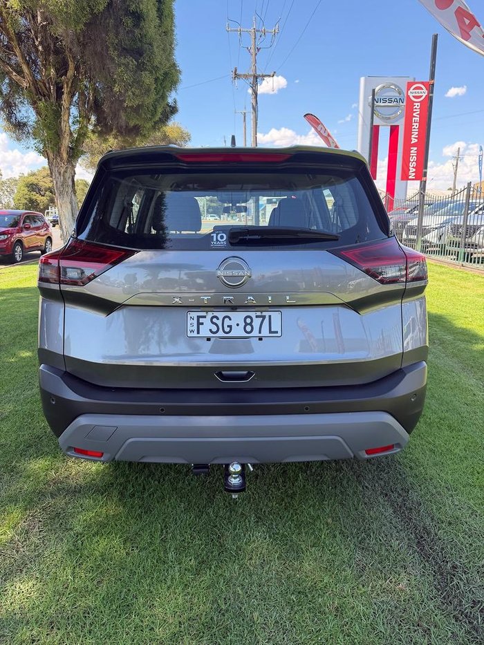 2025 Nissan X-TRAIL ST