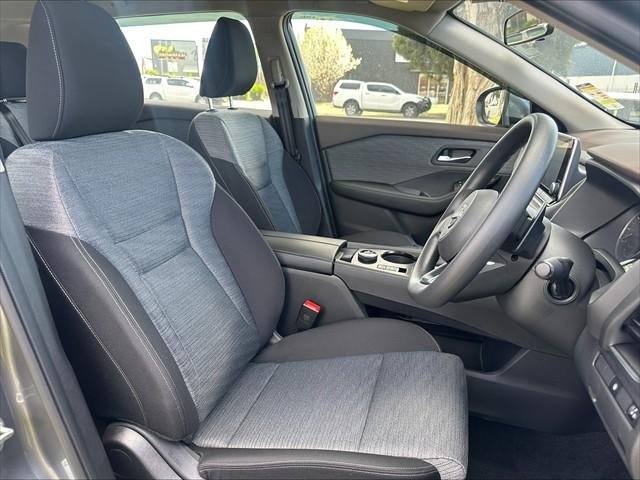 2025 Nissan X-TRAIL ST