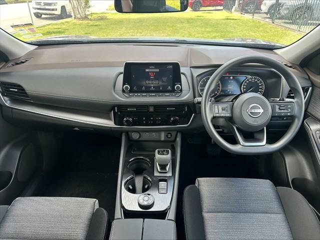 2025 Nissan X-TRAIL ST