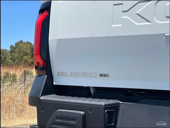 2026 KGM Musso EV AWD