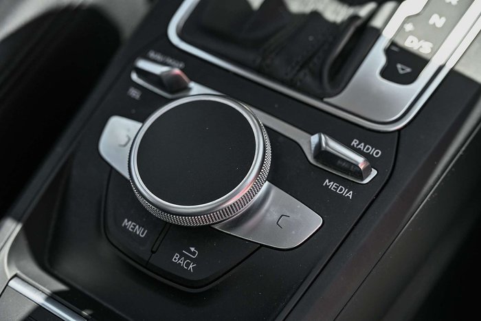 2020 Audi Q2 40 TFSI sport