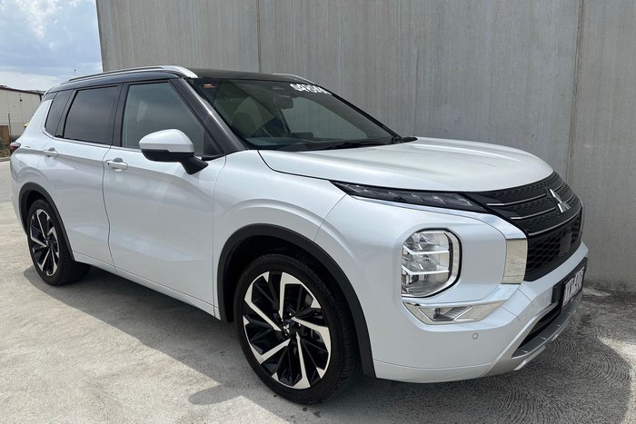 2023 Mitsubishi Outlander Exceed Tourer