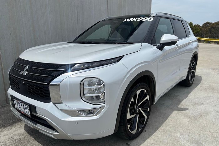 2023 Mitsubishi Outlander Exceed Tourer