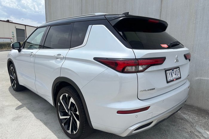2023 Mitsubishi Outlander Exceed Tourer