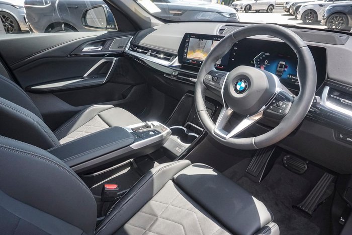 2025 BMW X1 xDrive20i