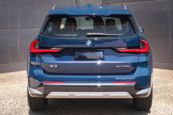 2025 BMW X1 xDrive20i