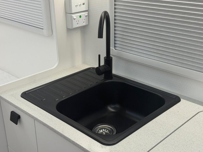 2025 New Age Caravans Manta Ray Mr16er Escape