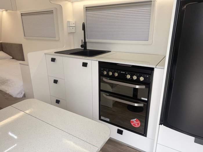 2025 New Age Caravans Manta Ray Mr16er Escape