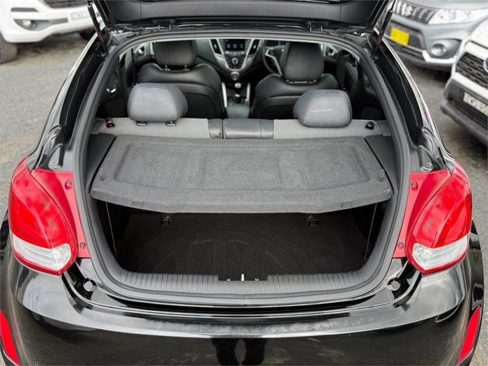 2015 HYUNDAI VELOSTER