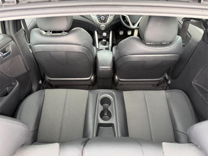 2015 HYUNDAI VELOSTER