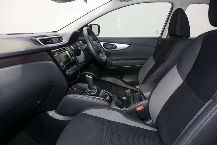 2021 Nissan QASHQAI ST