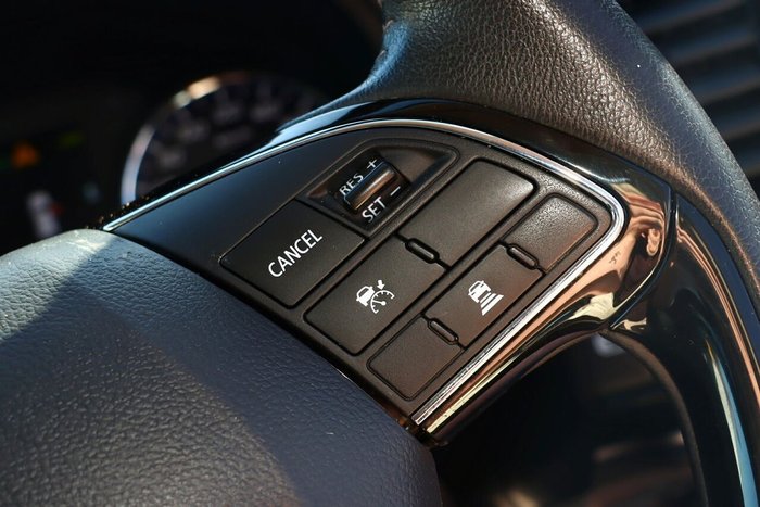 2018 Mitsubishi Outlander LS