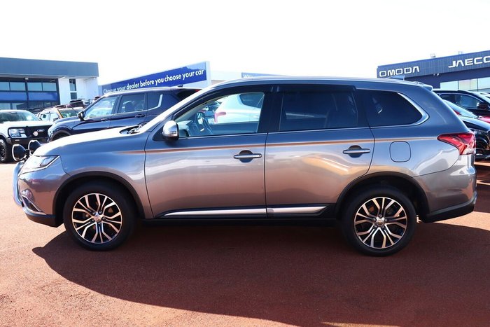 2018 Mitsubishi Outlander LS