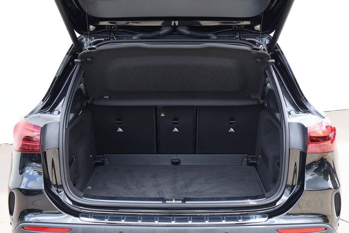 2025 Mercedes-Benz GLA-Class GLA200