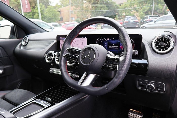 2025 Mercedes-Benz GLA-Class GLA200