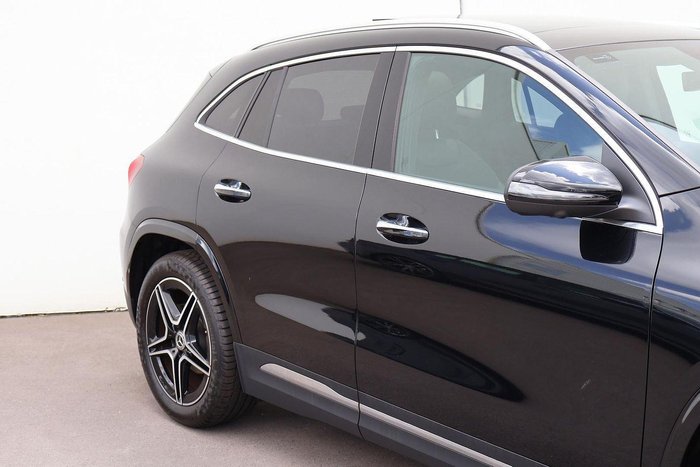 2025 Mercedes-Benz GLA-Class GLA200