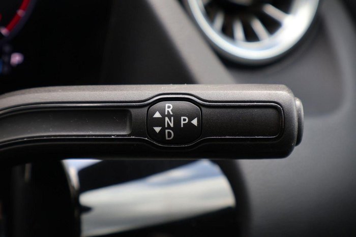 2025 Mercedes-Benz GLA-Class GLA200