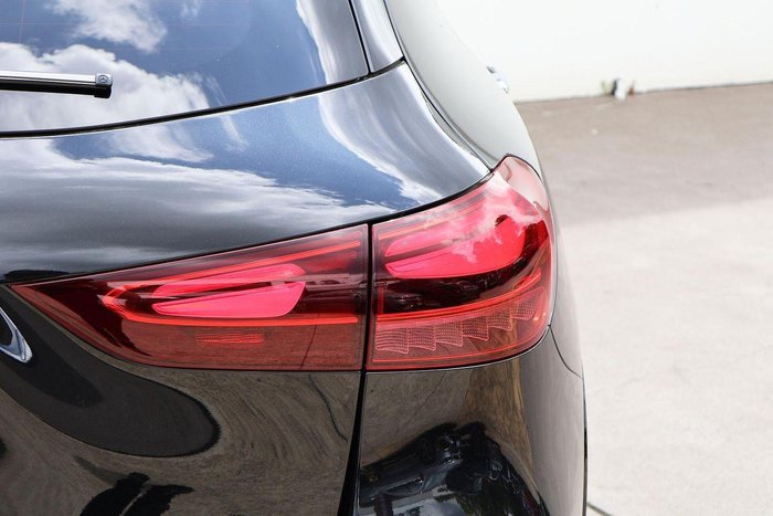 2025 Mercedes-Benz GLA-Class GLA200