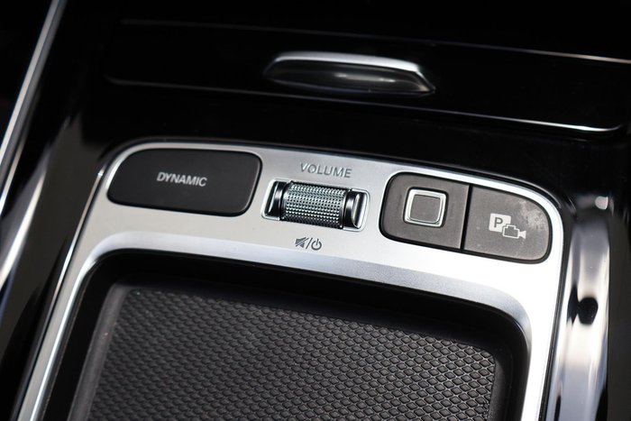 2025 Mercedes-Benz GLA-Class GLA200 H247 Cosmos Black