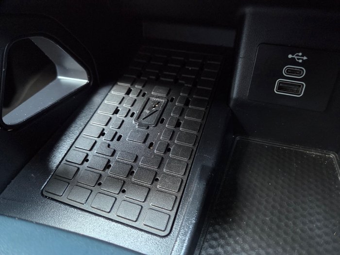 2023 Ford Everest Sport