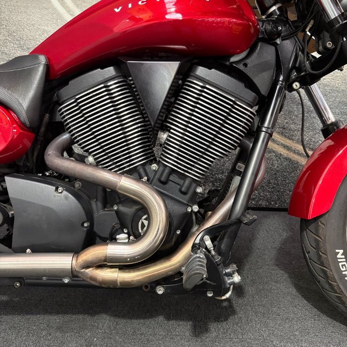 2012 VICTORY JUDGE Maroon