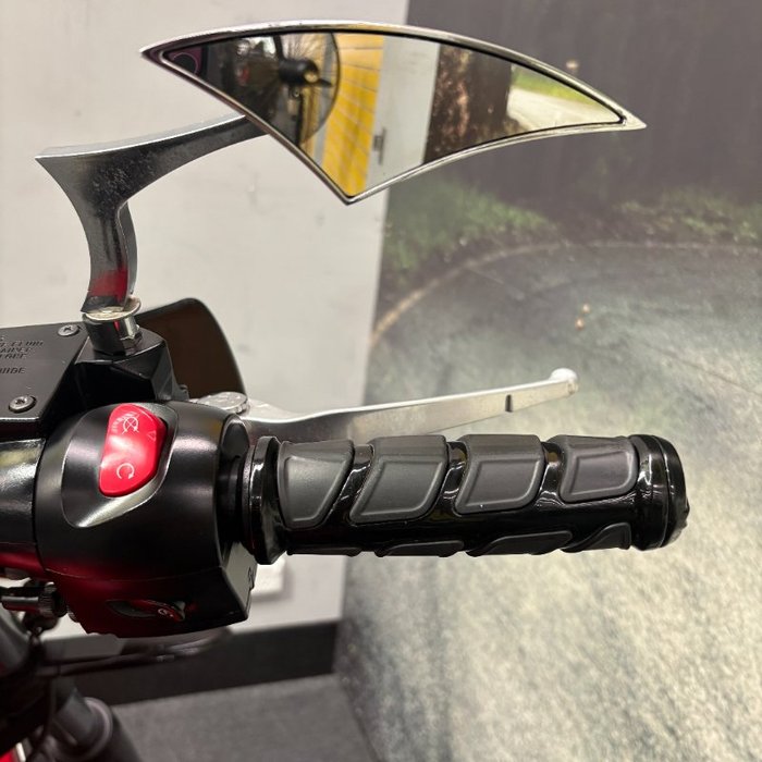 2012 VICTORY JUDGE Maroon