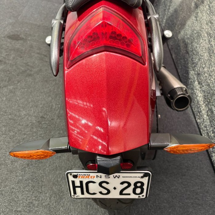 2012 VICTORY JUDGE Maroon