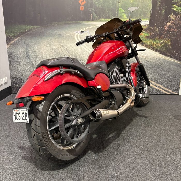 2012 VICTORY JUDGE Maroon