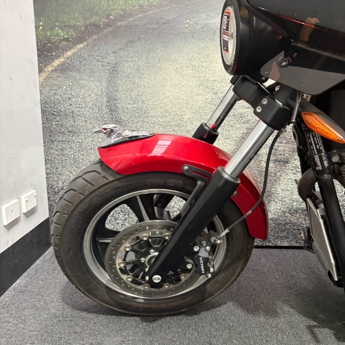 2012 VICTORY JUDGE Maroon