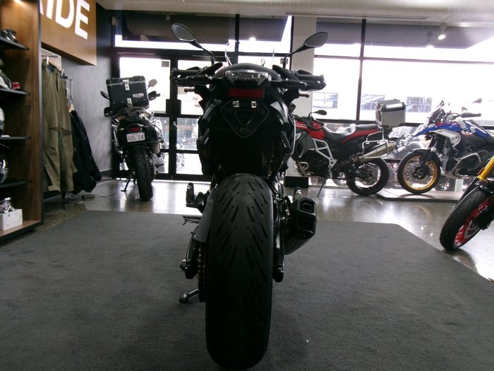 2024 BMW Motorrad F 900 XR TRIPLE BLACK BLACK STORM METALLIC