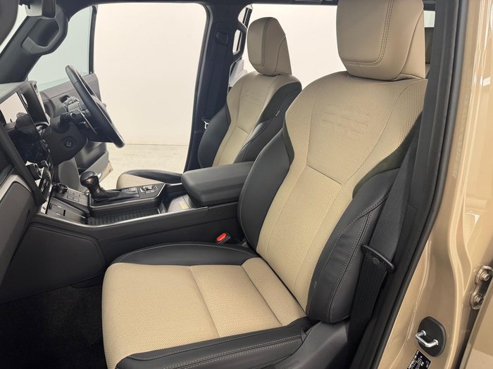 2024 Lexus GX 550 Overtrail VJA252R 4X4 Moon Desert Two-Tone