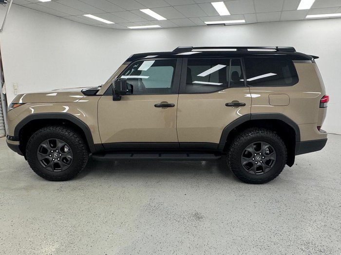 2024 Lexus GX 550 Overtrail VJA252R 4X4 Moon Desert Two-Tone