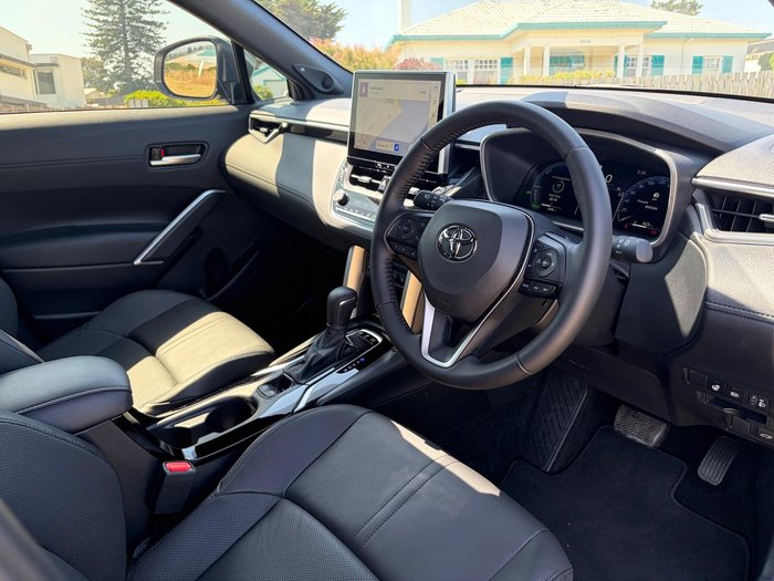 2025 Toyota Corolla Cross Atmos