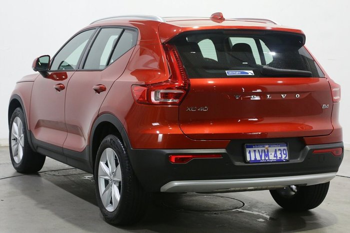 2022 Volvo XC40