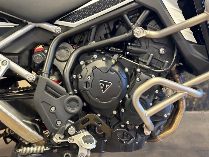 2024 Triumph Tiger 900 GT Pro Tiger White