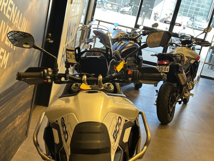 2024 Triumph Tiger 900 GT Pro Tiger White