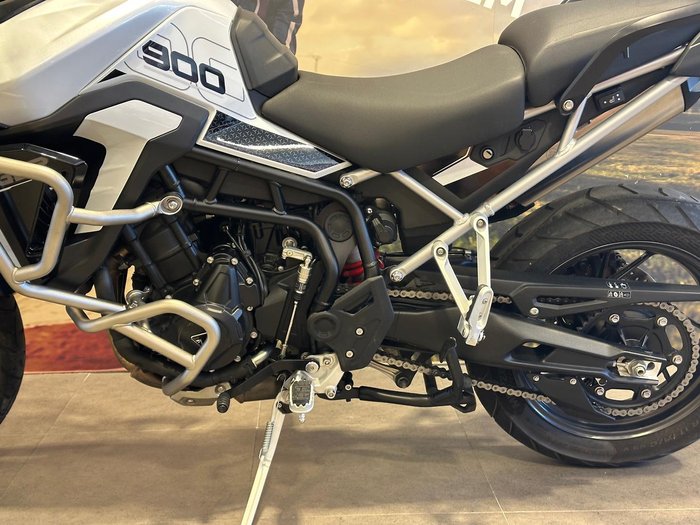 2024 Triumph Tiger 900 GT Pro Tiger White