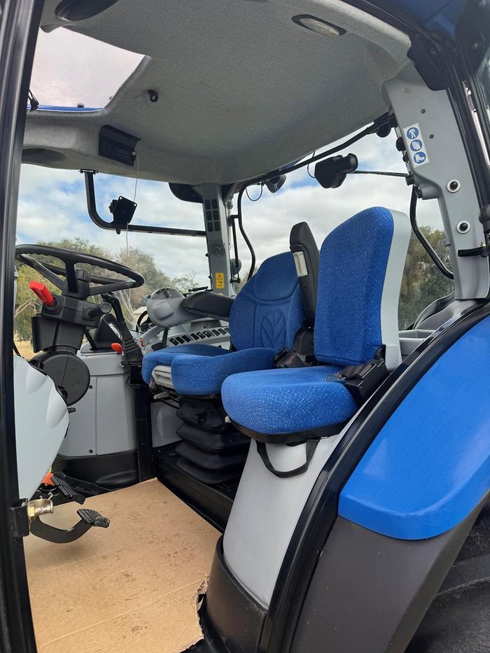 2012 New Holland T6010 Delta Blue