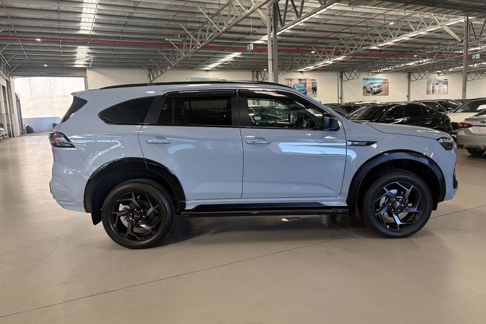 2025 Isuzu MU-X X-TERRAIN