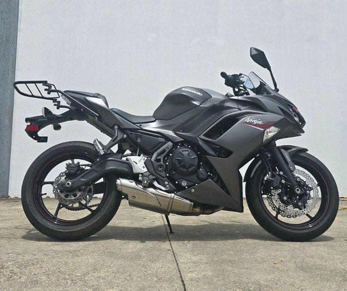 2021 Kawasaki Ninja 650 ABS Ninja Silver