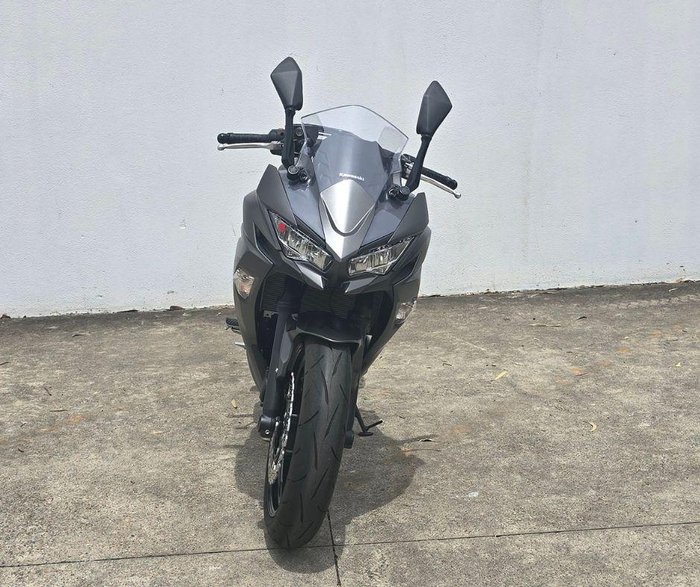 2021 Kawasaki Ninja 650 ABS Ninja Silver