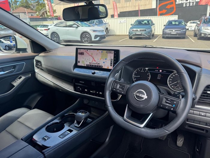 2024 Nissan X-TRAIL ST-L