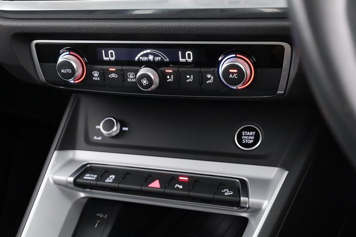 2023 Audi Q3 35 TFSI S line