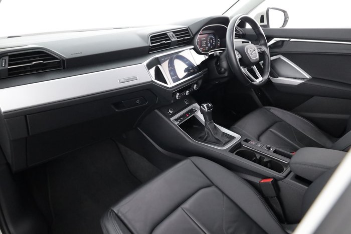 2023 Audi Q3 35 TFSI S line