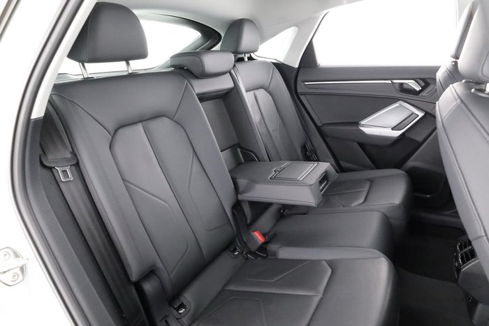 2023 Audi Q3 35 TFSI S line