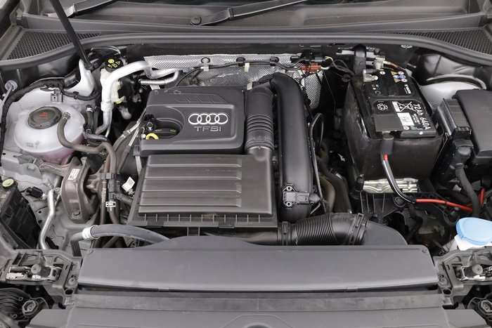 2023 Audi Q3 35 TFSI S line